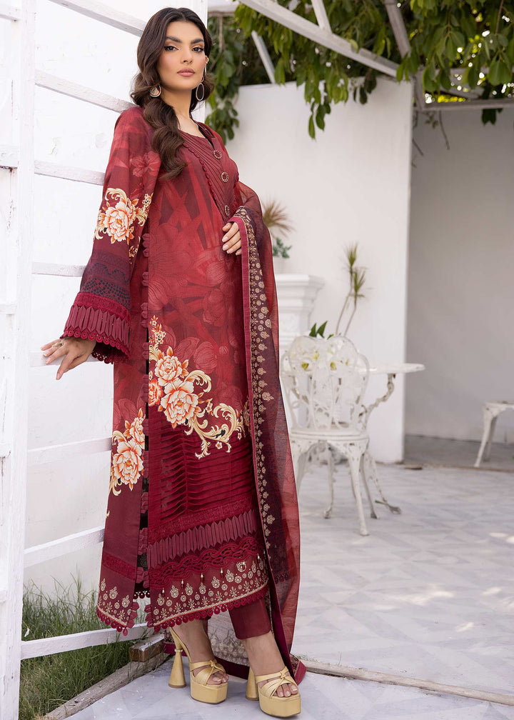 Side pose of model styled in Classic Charm