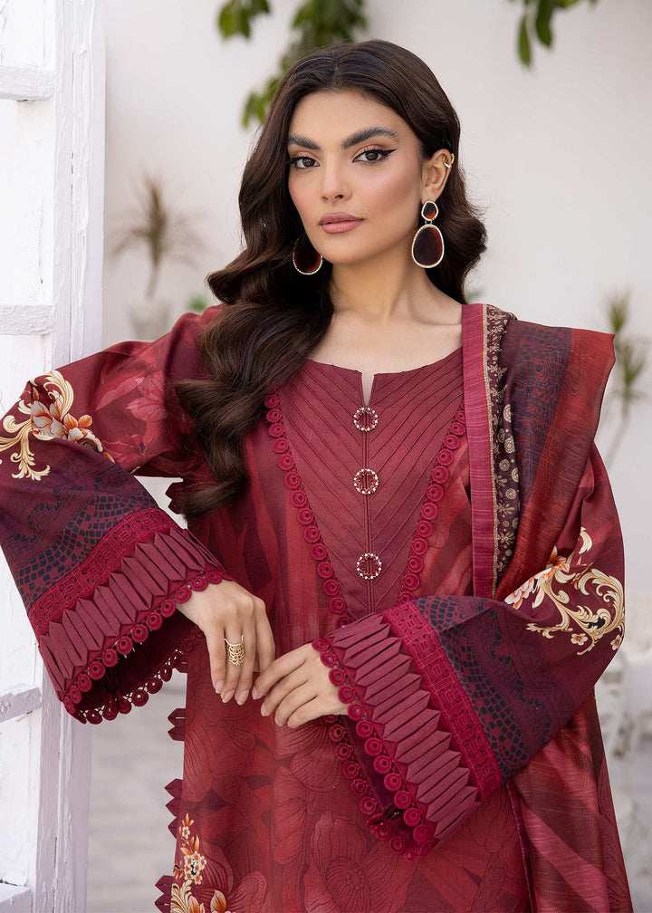 Close-up of Classic Charm fabric and stitch detailing