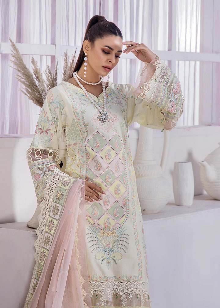 Gardenia Grace dupatta flowing with floral prints