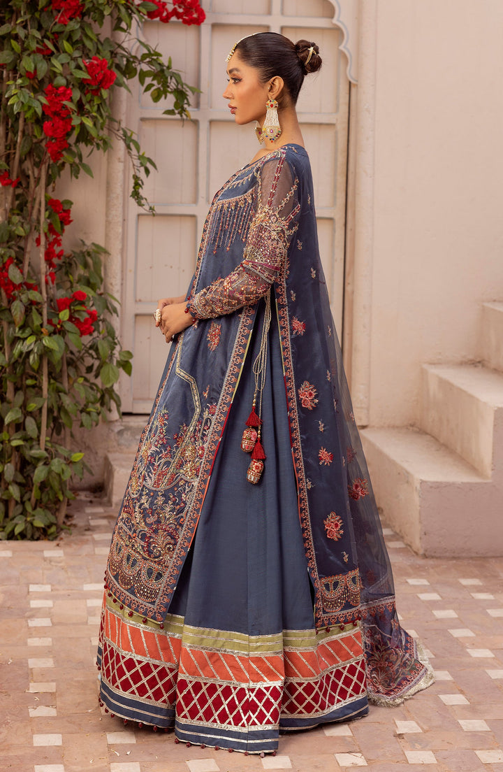 Side profile of model in Maharani outfit