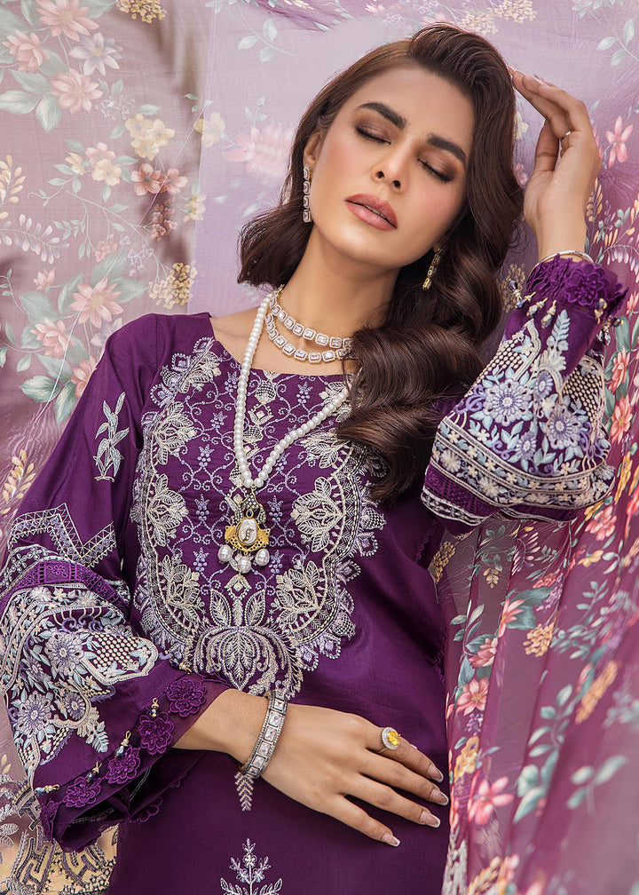 Violet Persona neckline and placket details