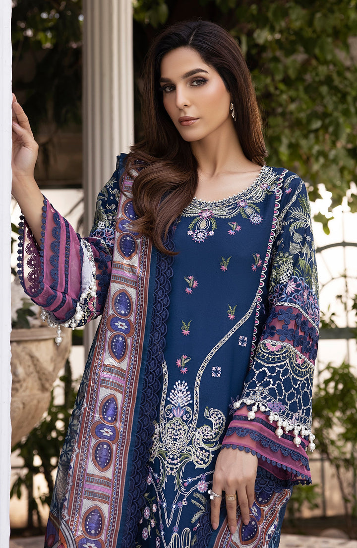 Zinc Mist dupatta styled for cool-weather elegance